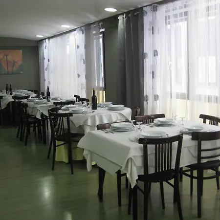 Acebos Azabache Szálloda Gijón