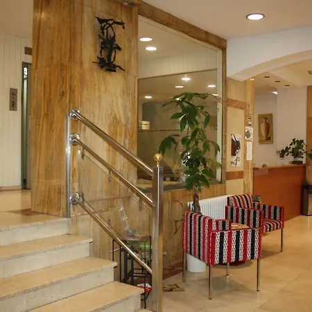 酒店 Acebos Azabache 3*