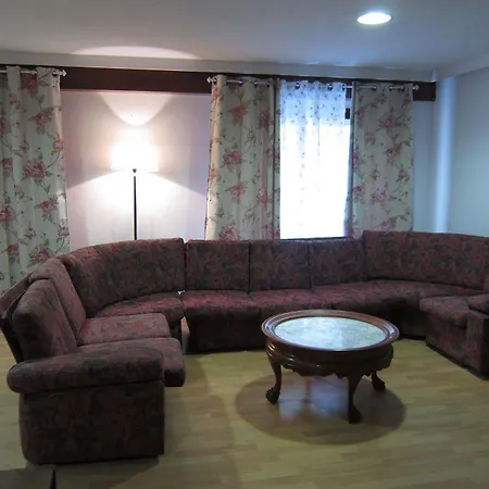 Acebos Azabache Szálloda Gijón