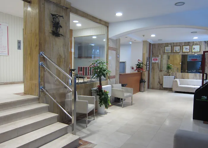 Hotel Acebos Azabache 3*