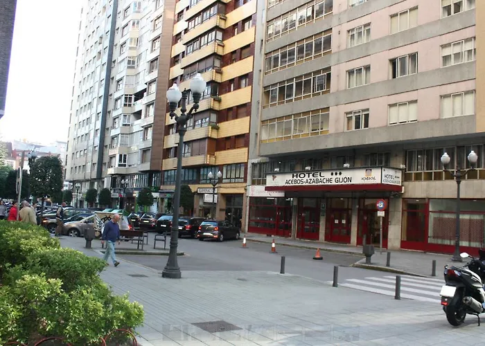 Hotel Acebos Azabache 3*