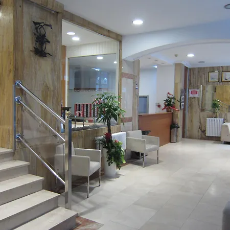 Hotel Acebos Azabache 3*