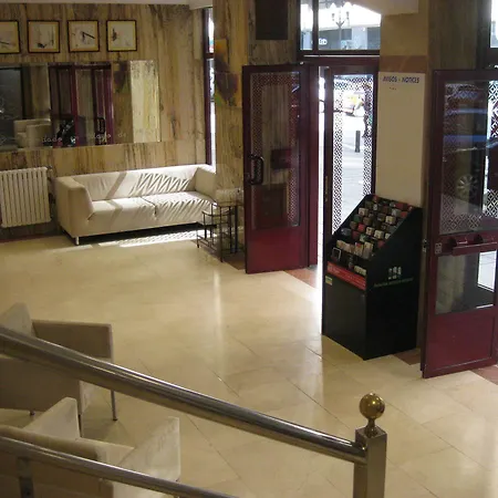 Acebos Azabache Hotel